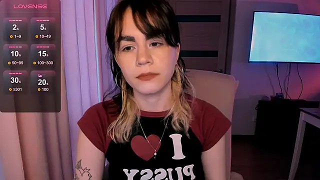 Snapshot of _selectrra chatting on 01-12-25, 11:17 selectrra online show from 01-12-25, 11:17