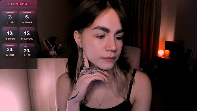 Snapshot of _selectrra chatting on 03-11-25, 01:01 selectrra online show from 03-11-25, 01:01