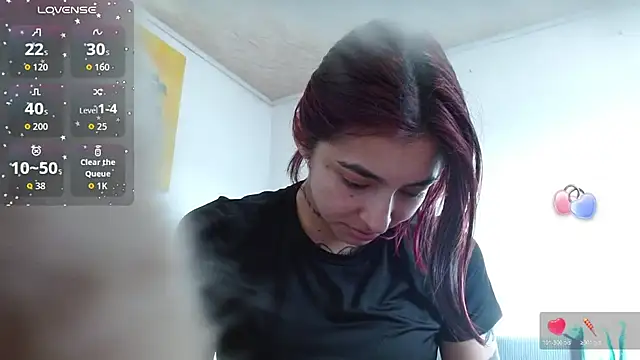 ZoeBakers  online show from 10-24-25, 09:22