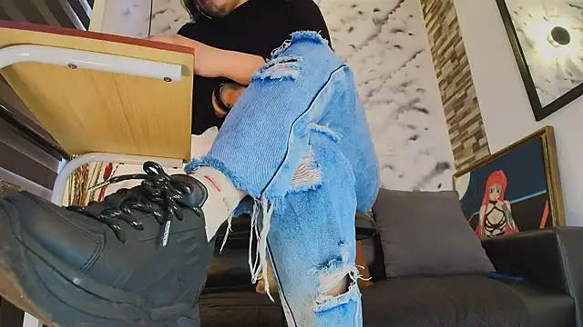 Sophie LittleS online show from 04-17-26, 01:36