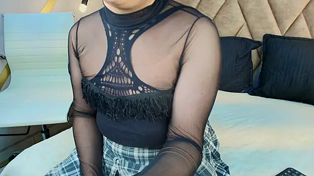 Satuurn  online show from 04-27-26, 01:53