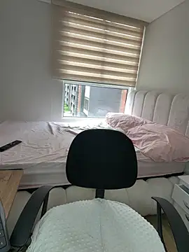 Zoe olsen online show from 04-08-26, 04:40