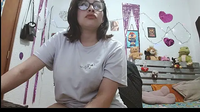 Saray extrovert  online show from 12-03-24, 06:15