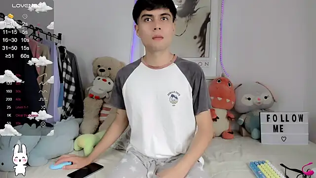 lucas cute online show from 02-19-25, 03:16