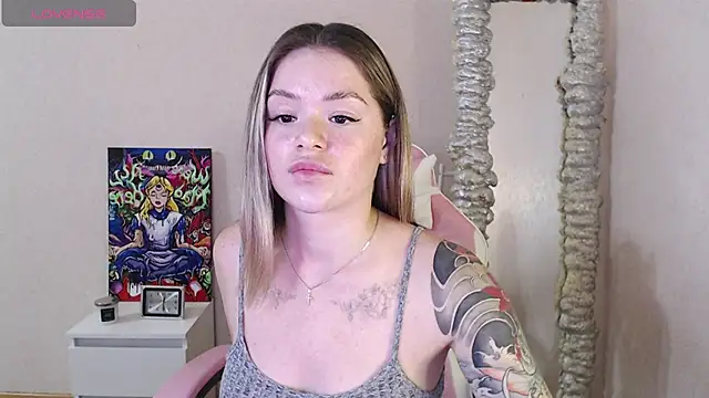 miaacatt online show from 10-21-25, 11:22