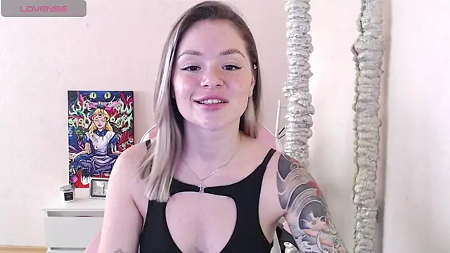 miaacatt online show from 10-24-25, 09:49