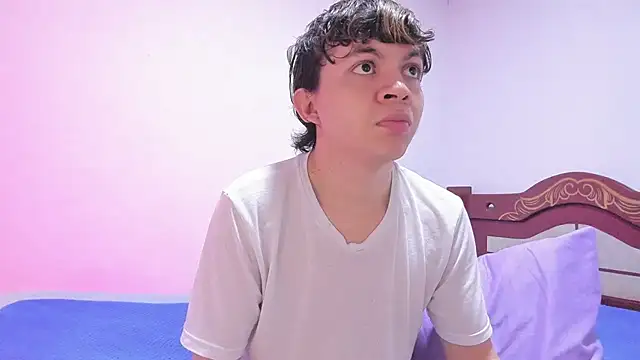 Lucaas King online show from 12-20-24, 01:22