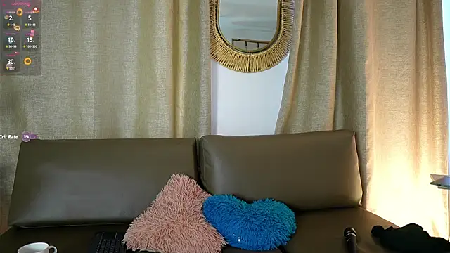 Snapshot of alix_bay chatting on 11-29-25, 01:58 alix bay online show from 11-29-25, 01:58