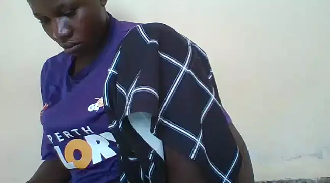 Snapshot of prettychic5 chatting on 01-21-25, 06:54 prettychic5 online show from 01-21-25, 06:54