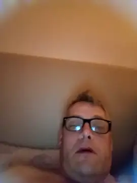 Snapshot of adriaan1975 chatting on 11-02-25, 03:42 adriaan1975 online show from 11-02-25, 03:42