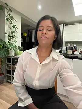 RoseMelanie online show from 12-12-24, 07:30