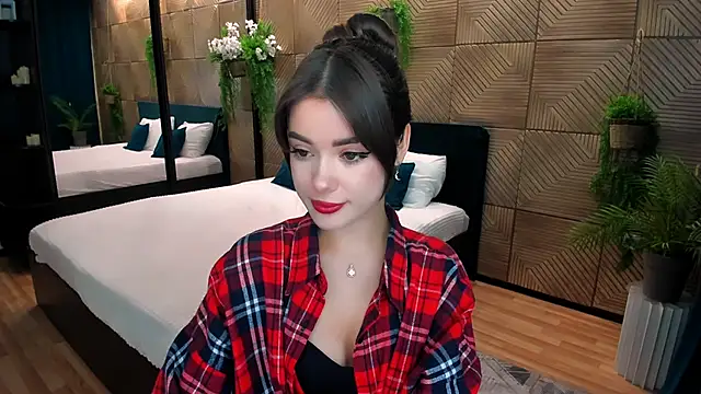 PutOnRepeat online show from 11-13-25, 01:04