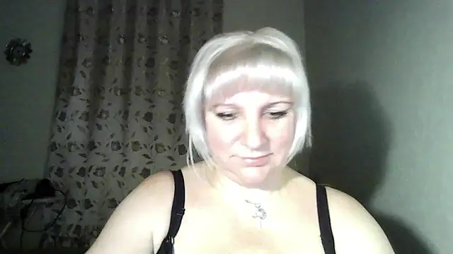 MeilomaWesa online show from 12-16-25, 03:17