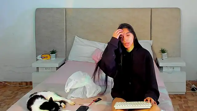 katt pelaez online show from 10-11-25, 06:17