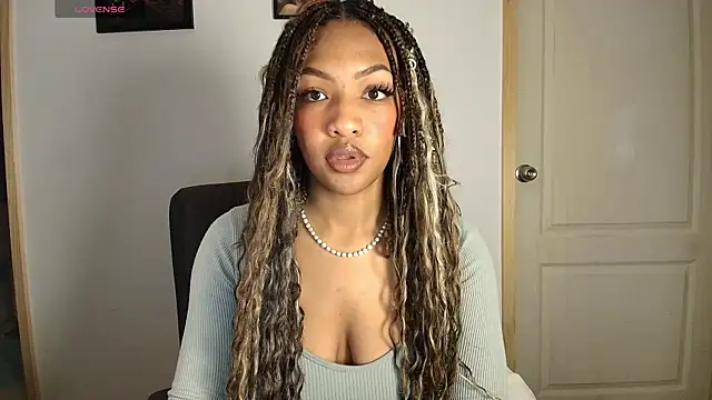 im alivys  online show from 07-17-26, 11:42