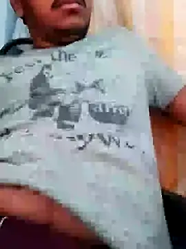 Snapshot of mrshine chatting on 12-27-24, 06:14 mrshine online show from 12-27-24, 06:14