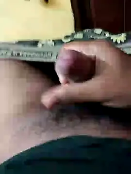 Snapshot of mrshine chatting on 02-06-25, 05:51 mrshine online show from 02-06-25, 05:51