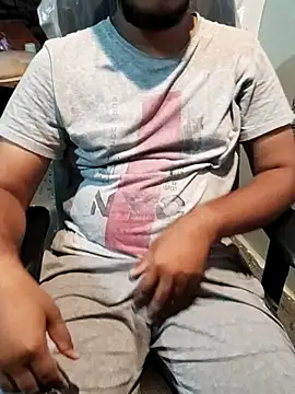 Snapshot of mrshine chatting on 09-13-25, 12:05 mrshine online show from 09-13-25, 12:05