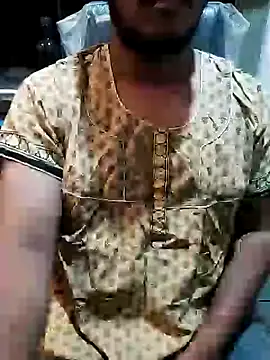 Snapshot of mrshine chatting on 10-24-25, 04:47 mrshine online show from 10-24-25, 04:47