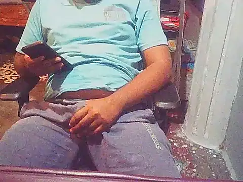 Snapshot of mrshine chatting on 11-15-25, 06:15 mrshine online show from 11-15-25, 06:15