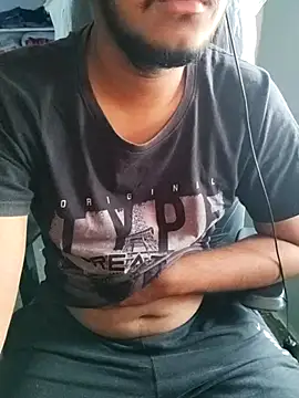 Snapshot of mrshine chatting on 02-14-26, 06:21 mrshine online show from 02-14-26, 06:21