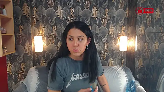 Snapshot of jessthewicked chatting on 02-12-25, 05:05 jessthewicked online show from 02-12-25, 05:05