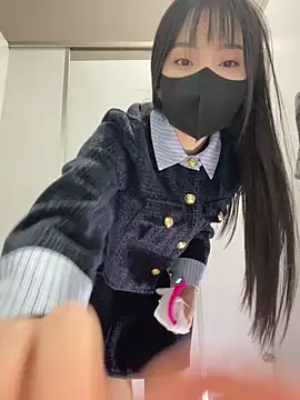 Asia-Lynn online show from 11-26-25, 10:49