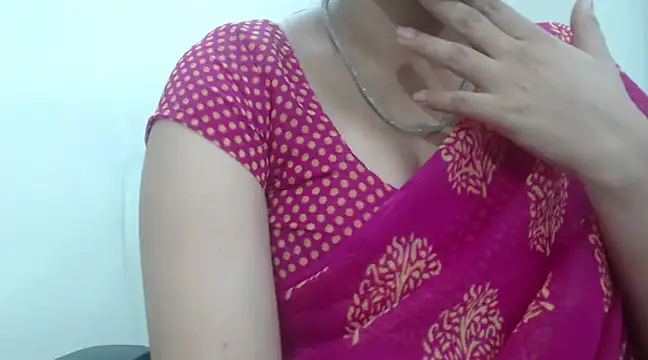 Lovely Siri 23 online show from 02-21-25, 09:45