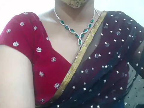 Lovely Siri 23 online show from 11-04-25, 07:40