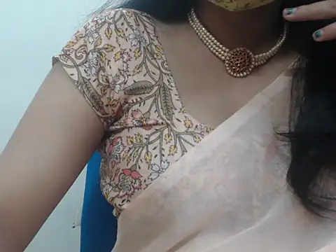 Lovely Siri 23 online show from 02-11-26, 05:45