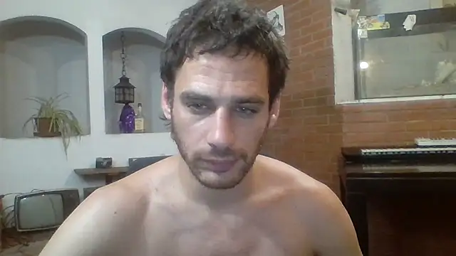 Snapshot of Stevenson988 chatting on 11-16-25, 05:46 Stevenson988 online show from 11-16-25, 05:46