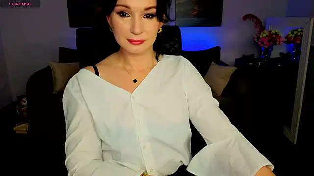 Snapshot of Sofia_Ford chatting on 05-09-26, 01:27 Sofia Ford online show from 05-09-26, 01:27