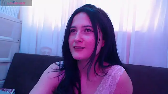 AlissonnFoxx online show from 06-06-26, 10:36