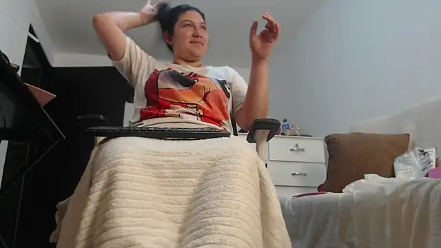 ammarahot7777 online show from 04-05-26, 03:36