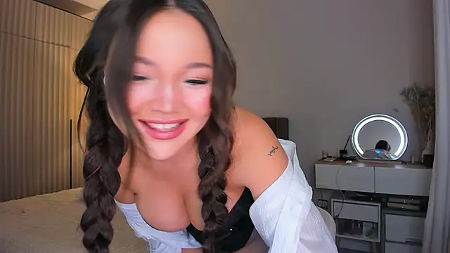 Snapshot of Anni__cute chatting on 06-04-26, 03:12 Anni cute online show from 06-04-26, 03:12