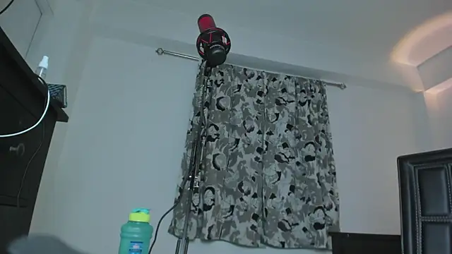 eileen pinkman online show from 10-25-25, 10:15