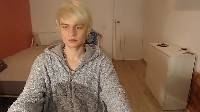 Oliver sweet  online show from 01-08-26, 01:30