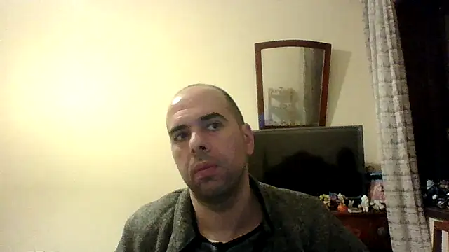 Snapshot of sstrasser chatting on 12-23-24, 12:14 sstrasser online show from 12-23-24, 12:14