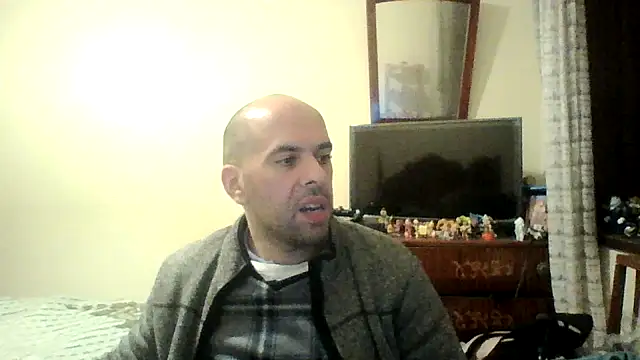 Snapshot of sstrasser chatting on 01-09-25, 12:46 sstrasser online show from 01-09-25, 12:46