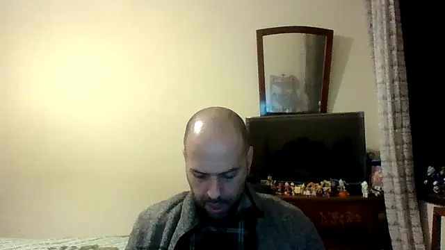 Snapshot of sstrasser chatting on 02-02-25, 01:02 sstrasser online show from 02-02-25, 01:02