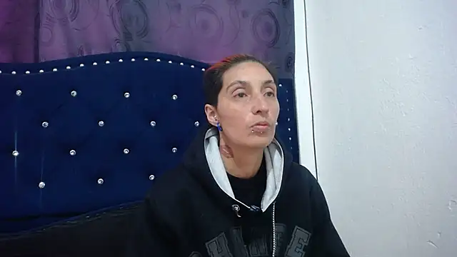 Snapshot of anyu1306 chatting on 12-17-24, 05:36 anyu1306 online show from 12-17-24, 05:36