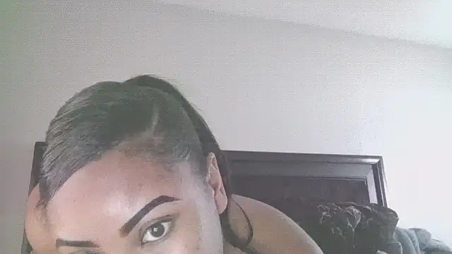 Snapshot of creamdreammmm chatting on 10-07-25, 03:36 creamdreammmm online show from 10-07-25, 03:36