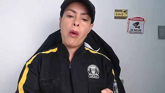 Snapshot of susana07 chatting on 05-22-26, 12:11 susana07 online show from 05-22-26, 12:11