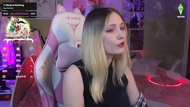 Evie Ro online show from 12-21-24, 09:47