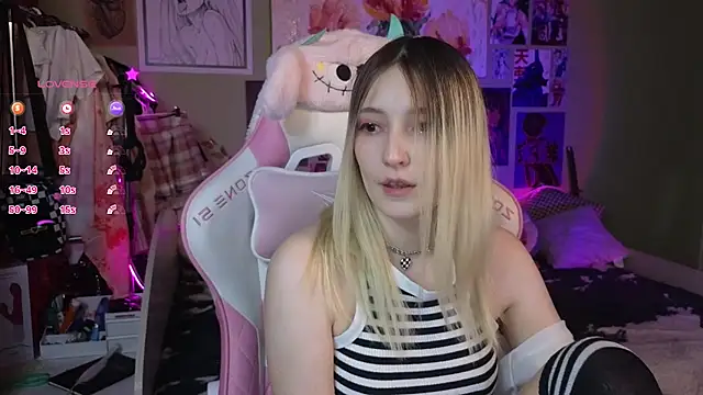 Evie Ro online show from 01-08-25, 12:17