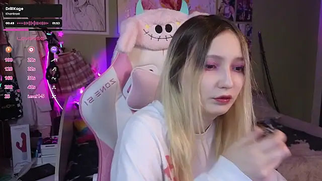 Evie Ro online show from 01-09-25, 10:52