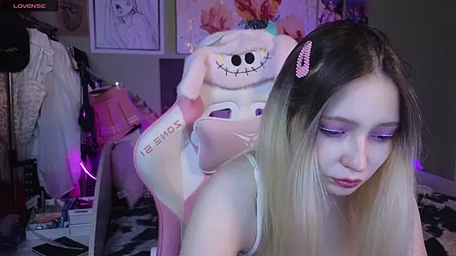 Evie Ro online show from 02-02-25, 11:11