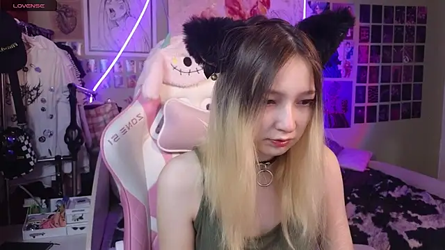 Evie Ro online show from 02-28-25, 11:23