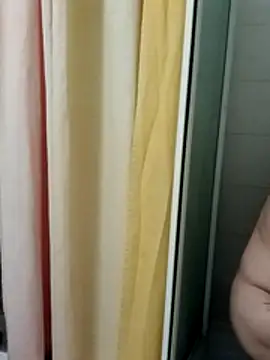 Snapshot of JOHANNA9MOI02 chatting on 11-15-25, 09:32 JOHANNA9MOI02 online show from 11-15-25, 09:32