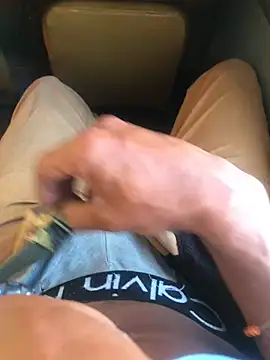 Snapshot of kvr27 chatting on 02-05-26, 11:48 kvr27 online show from 02-05-26, 11:48